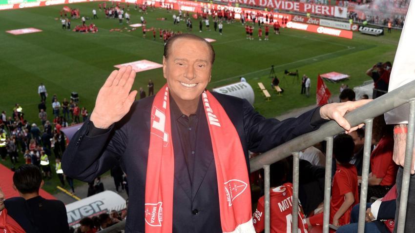 Berlusconi yine Galatasaray'ın kapısını çaldı! Boey olmadı 20 yaşındaki orta saha için görüşmelere başladı