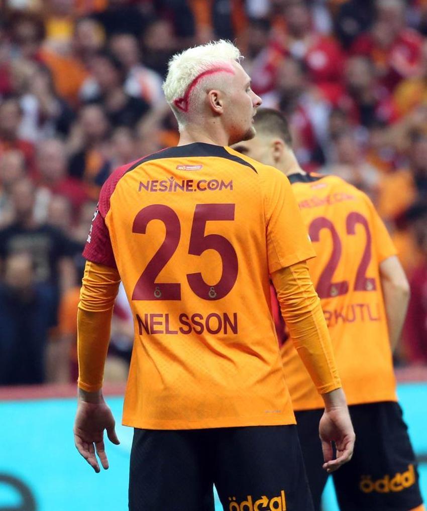 Geçen sene Konferans Ligi finalinde Zaniolo'nun karşısında dayanamamıştı! Cimbom'a yeni Onyekuru
