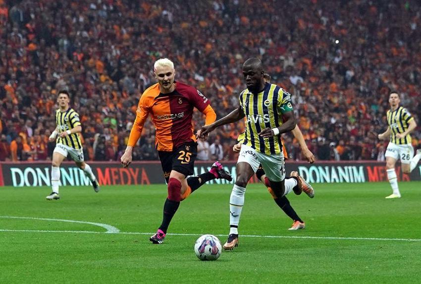 Geçen sene Konferans Ligi finalinde Zaniolo'nun karşısında dayanamamıştı! Cimbom'a yeni Onyekuru