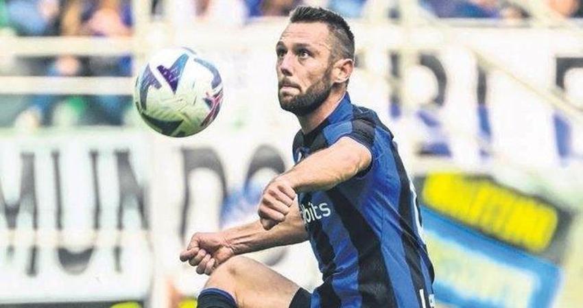 Geçen sene Konferans Ligi finalinde Zaniolo'nun karşısında dayanamamıştı! Cimbom'a yeni Onyekuru