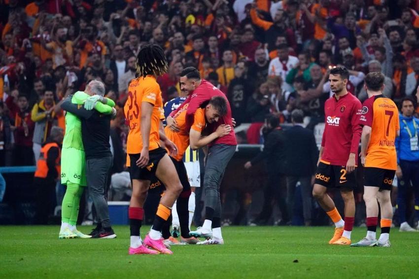 'Joao Felix transferinden çekilin Sacha Boey'de önceliği size verelim'