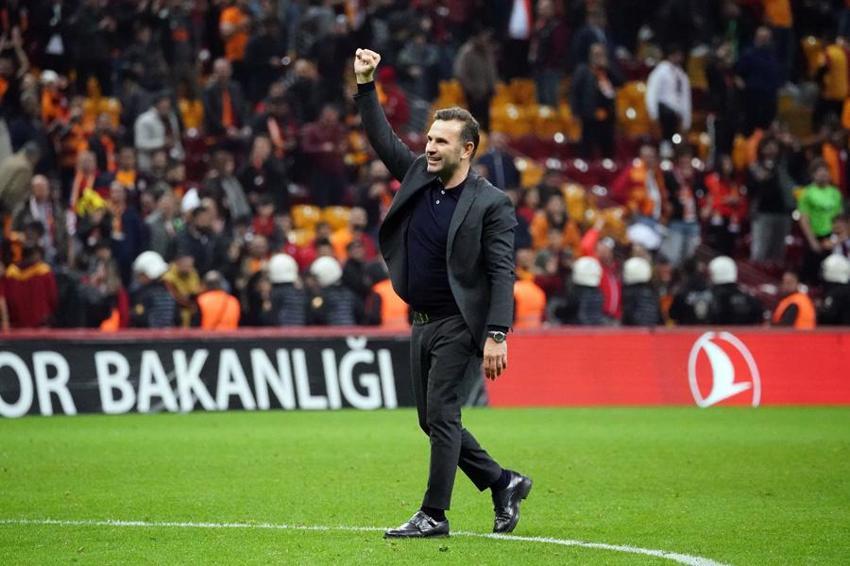 Okan Buruk ilk transferini açıkladı! 'Come to Galatasaray şeyine başlayalım'