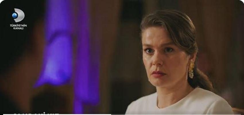 Camdaki kız finali değiştirildi! Kitapta mutlu son yok ama Nalan ve Sedat tekrar evleniyor!