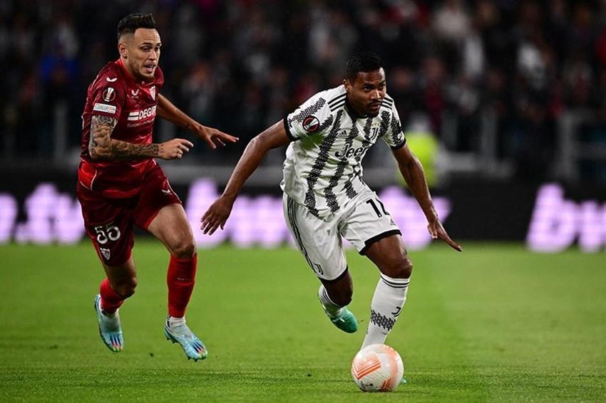 Dursun Özbek'in iki transferini açıkladı! Galatasaray Avrupa'da ses getirecek