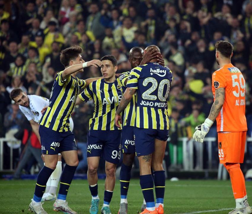 Sadece Jorge Jesus mu? Fenerbahçe'de 8 futbolcu Samandıra'daki eşyalarını boşalttı