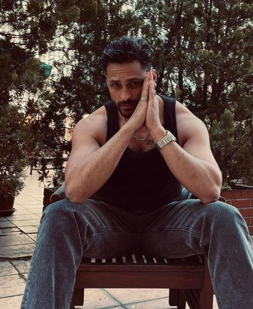 Ekin Mert Daymaz'ın panik halleri! 'Ben kimsenin elini tutmadım, yanlışlık olmuştur'