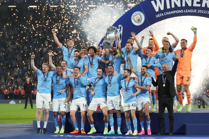 Şampiyonlar Ligi kupası Manchester City'nin! İlkay Gündoğan: Ülkemizde bu kupayı kaldırmak çok büyük bir gurur