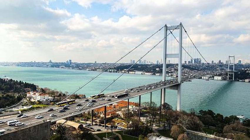 İstanbul Boğazı’nda ‘Türk Gecesi'! Bahşişler havada uçuştu