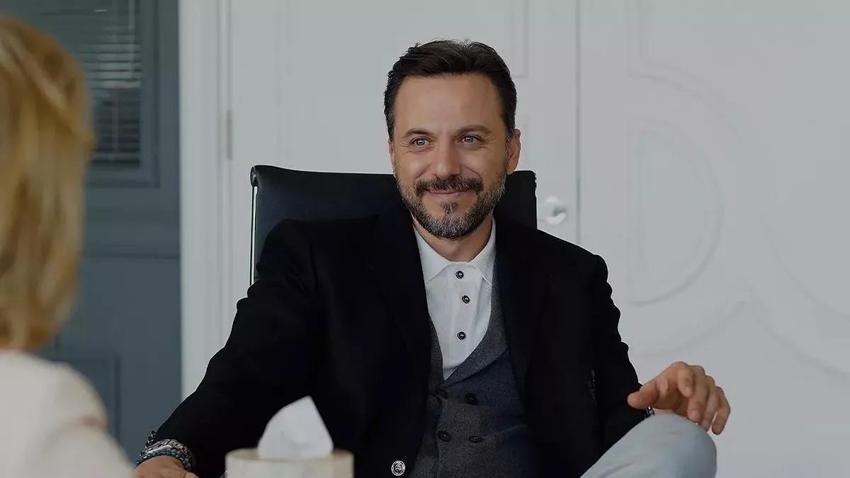 Maviye Sürgün Ozan'ı kim oynuyor? Maviye Sürgün Ozan Adar kimdir? Serkan Altunorak hangi dizilerde oynadı?