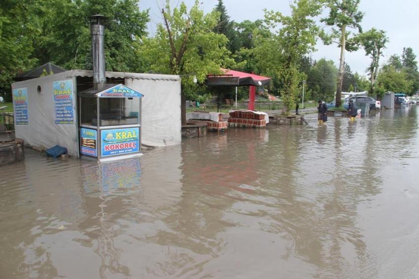 Meteoroloji son dakika sel ve sağanak yağmur uyarısı! İller belli oldu: İstanbul, Ankara, İzmir