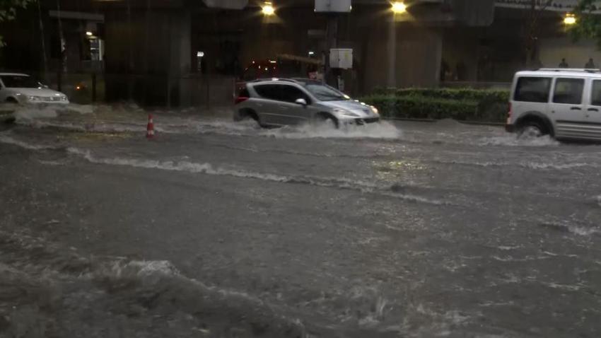 Meteoroloji son dakika sel ve sağanak yağmur uyarısı! İller belli oldu: İstanbul, Ankara, İzmir