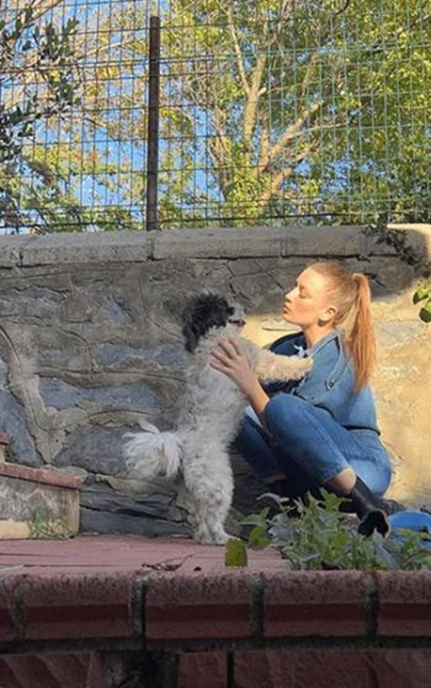 İzmir'e yerleşen Gizem Karaca'nın lüks evini gören şaşırdı!