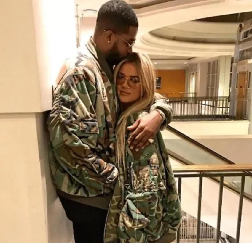 Khloe Kardashian'dan flaş hamle! Oğlunun soyadını doğumda değiştirdiği ortaya çıktı
