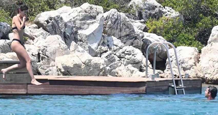 Pınar Deniz-Kaan Yıldırım çifti sezonu açtı! Aşk tatili