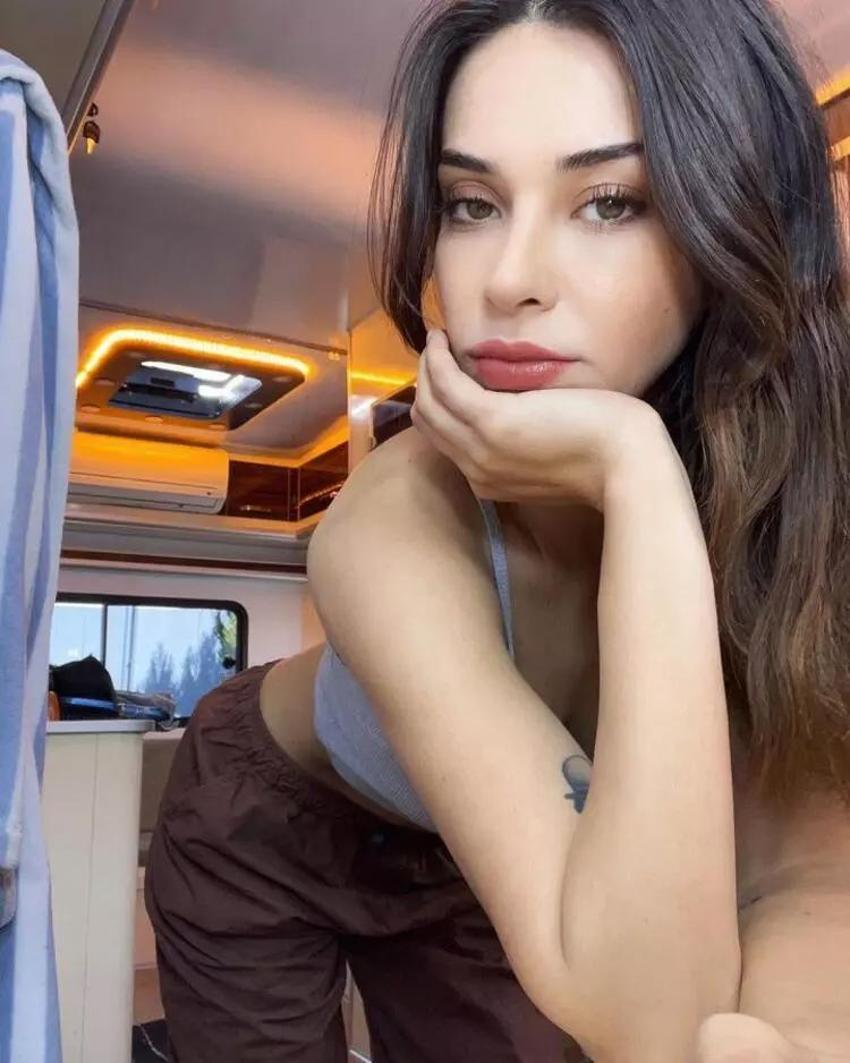 Devrim Özkan bikinisiyle paylaştı sosyal medya sallandı!