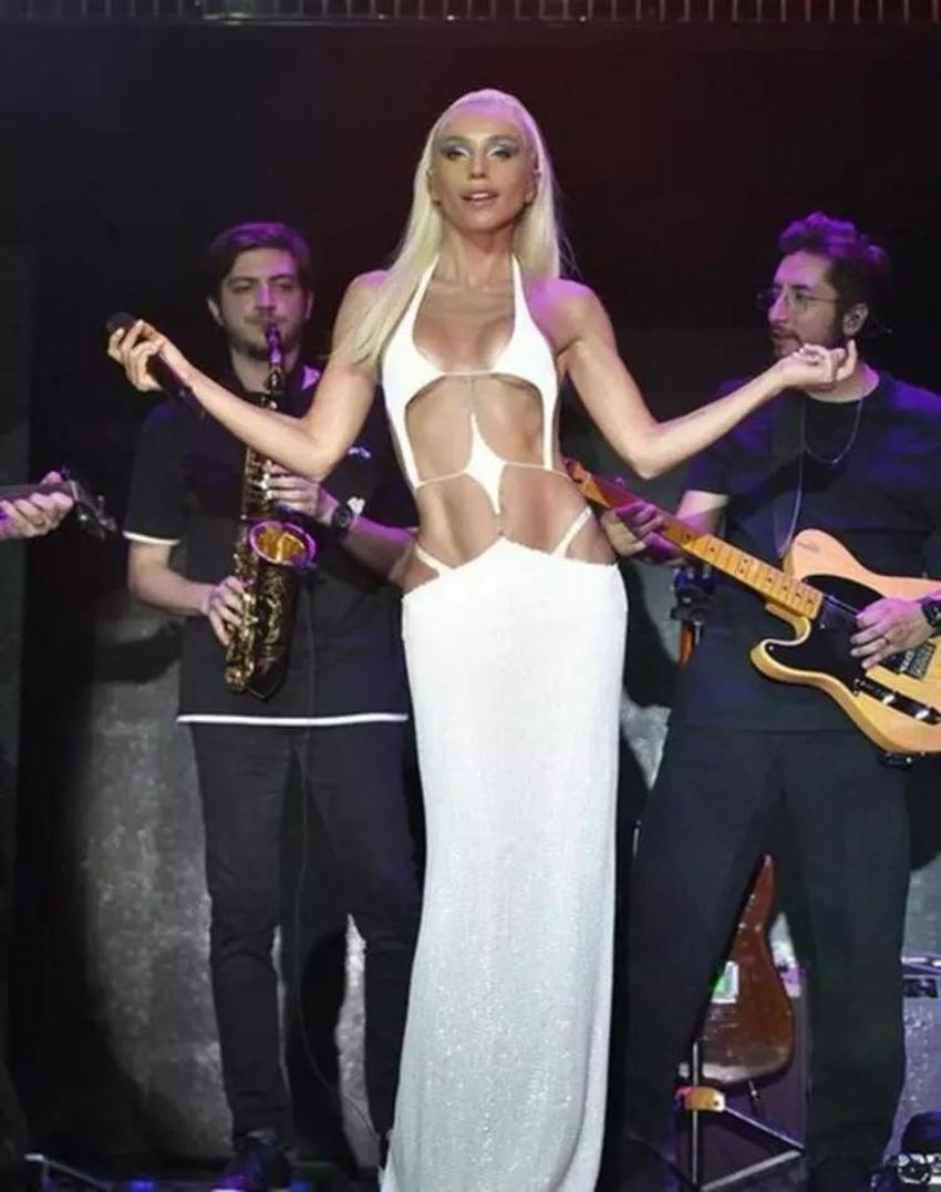 Ünlülerin bayram ücretleri belli oldu! Hadise'nin alacağı para dudak uçuklattı