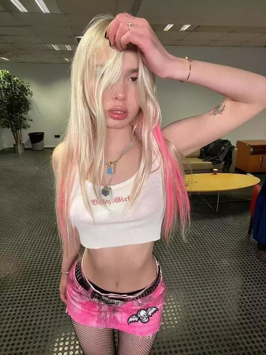 Aleyna Tilki esnafın tepkisini çekti! 'Kimsen kimsin'