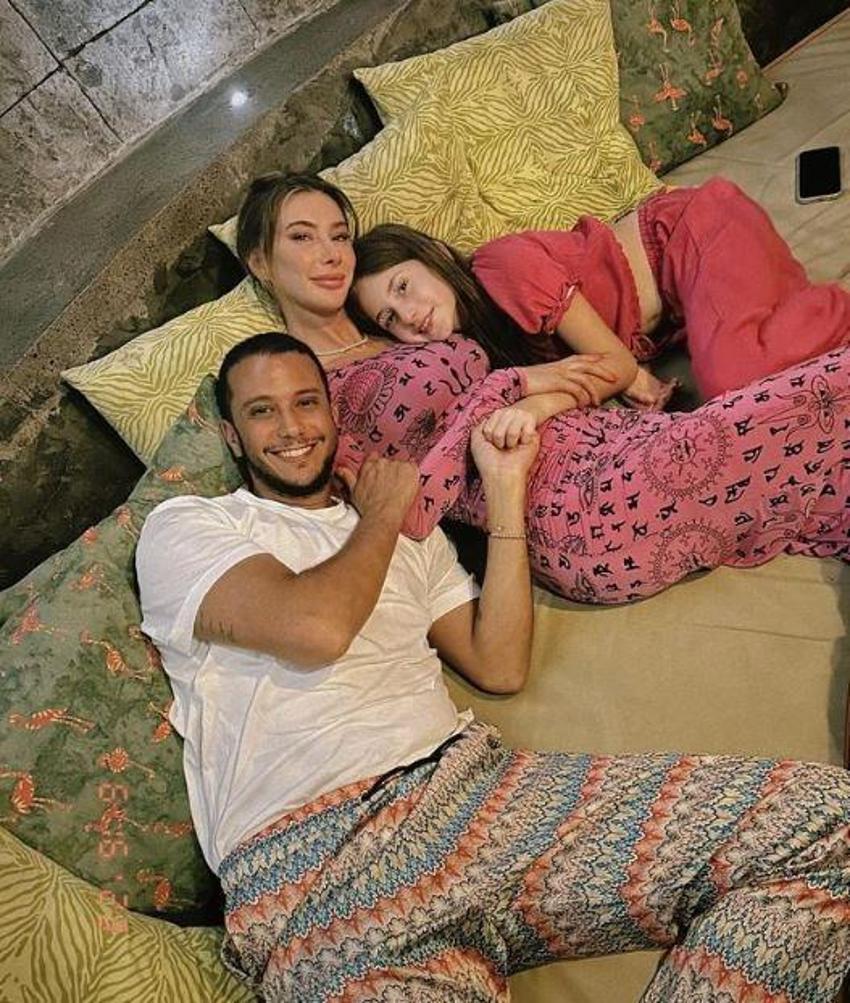 Şeyma Subaşı kural bozdu! Turuncu bikinisiyle paylaştı