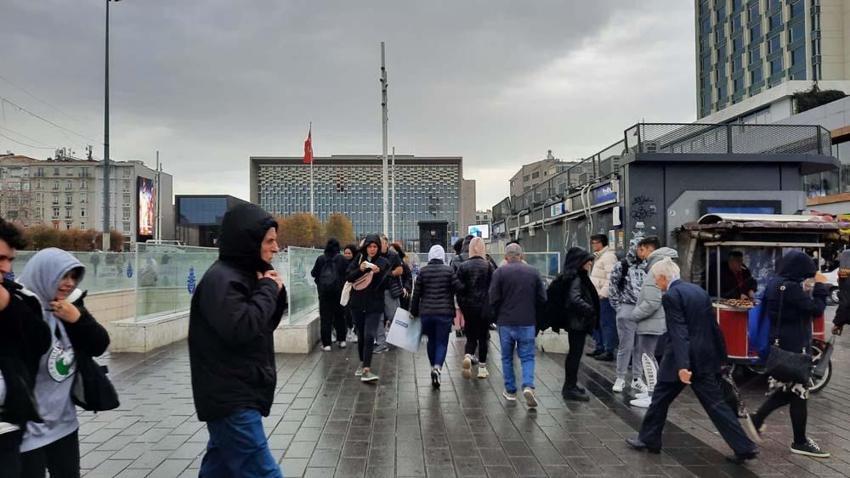 Meteoroloji'den il il sarı kodlu uyarı! Sağanak, sel, dolu fena geliyor