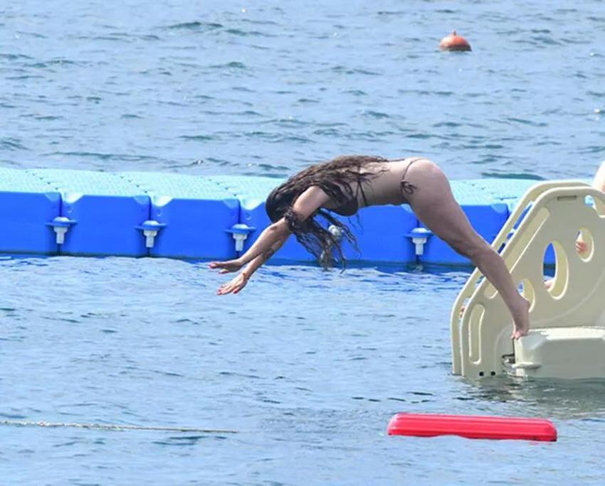 Aslı Bekiroğlu'dan estetik atlayış! Sezonu açtı