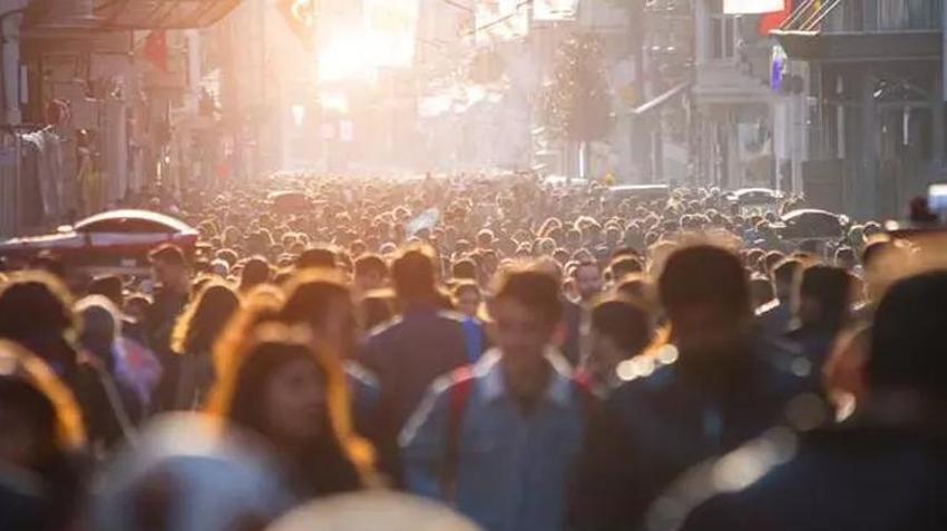 TÜİK, Türkiye'de en çok genç nüfusa sahip ili açıkladı! İstanbul'da genç nüfus Türkiye ortalamasının altında! İşte şaşırtan rakamlar…