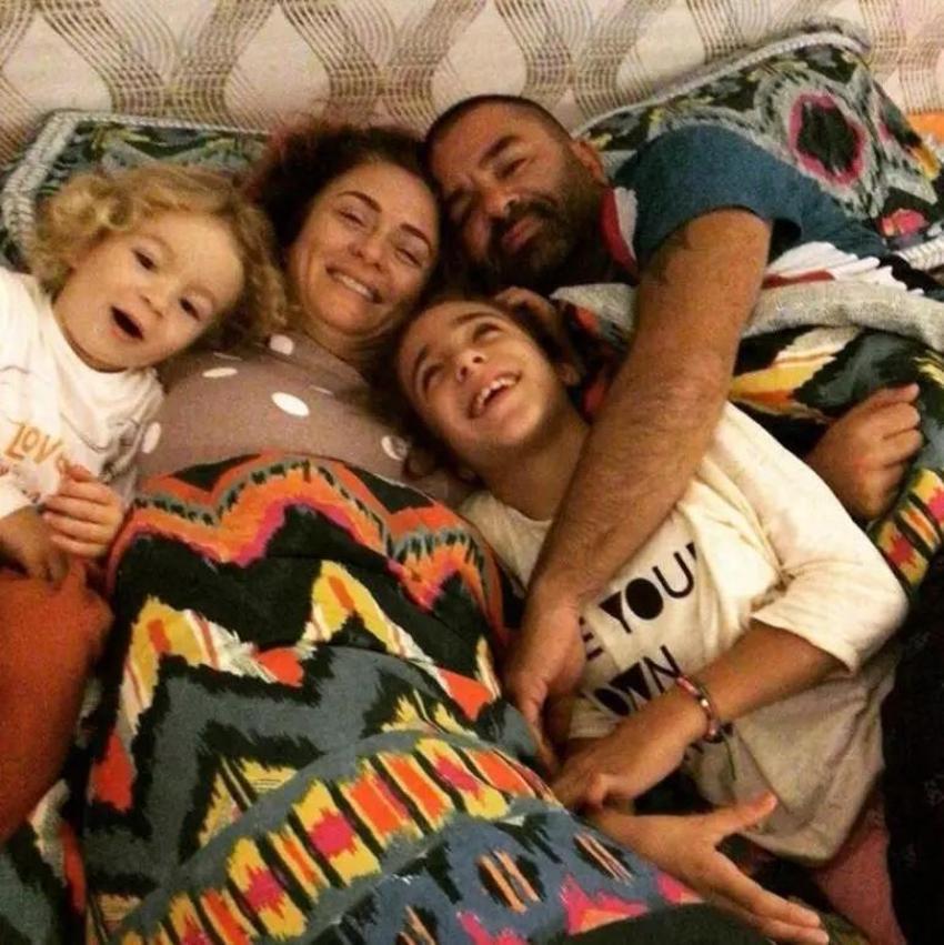 26 yıl sonra buluştu... Ceyda Düvenci ile Erkan Petekkaya bir zamanlar Sabah Şekerleri'ydiler!