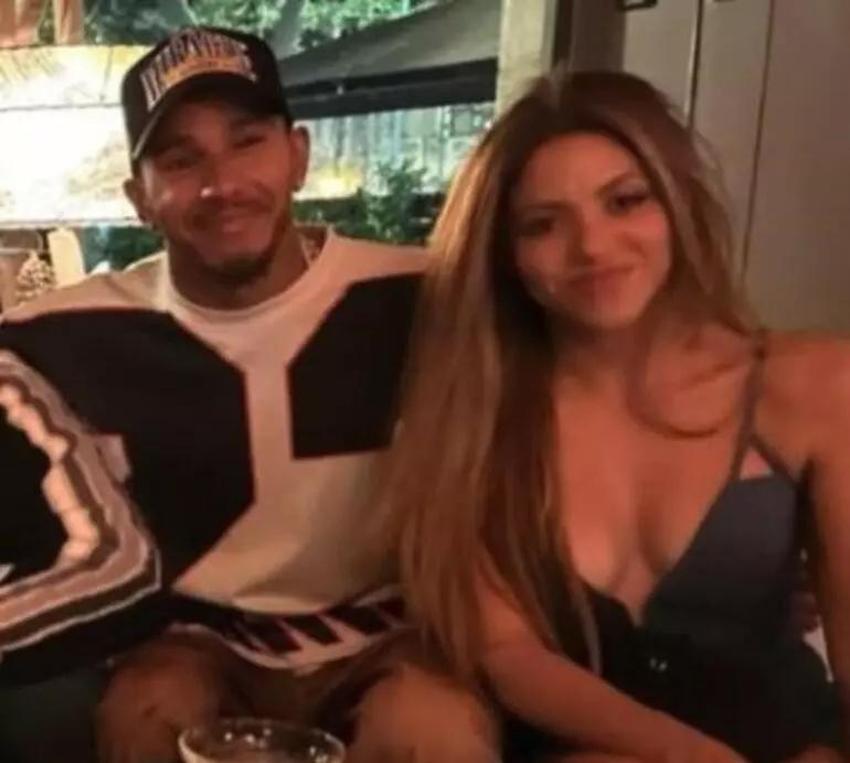 Shakira'ya ihanet ettiği sevgilisiyle evleniyor!