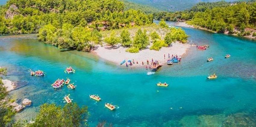 Tek başına tatile çıkacaklar için 3 bulunmaz rota!
