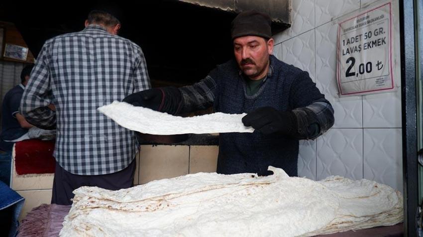 Erzurum’un vazgeçilmez lezzeti: Lavaş ekmeği