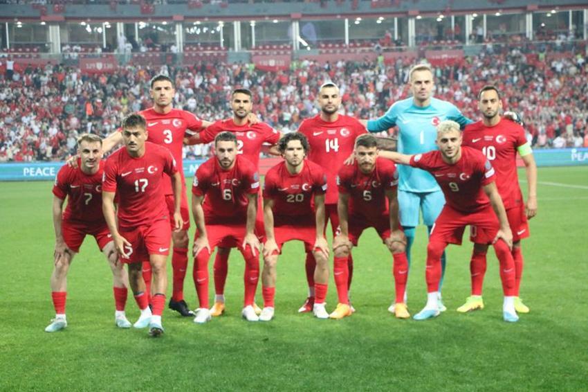 'Milli Takım liderlik unvanını ve kararlılığını dayatıyor rakibine, harika bir şey bu'