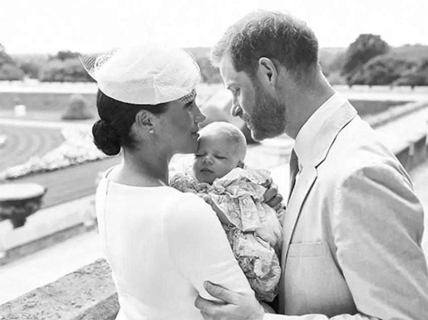 Harry ve Meghan Markle yüz milyonlarca dolarlık bir imparatorluk kuracaklar! Günler önce alay konusu olmuşlardı: Anlaşmalar tamam