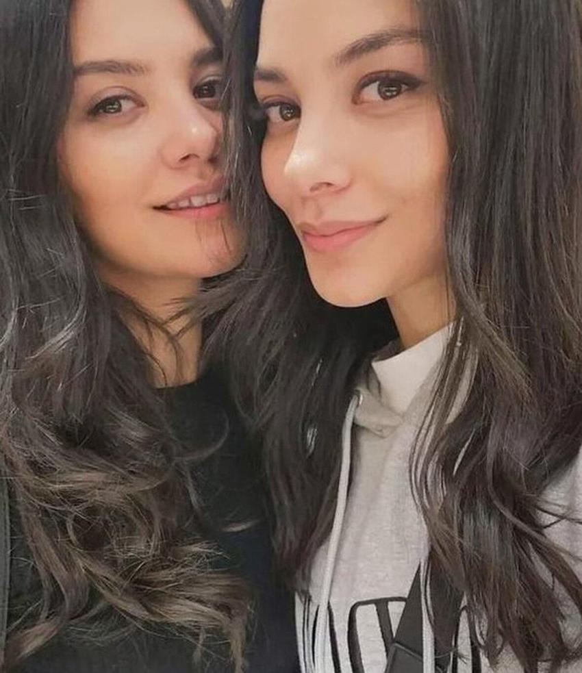 Hazal Filiz Küçükköse’nin ikizi ortaya çıktı!
