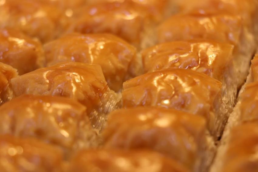 Baklava alacaklar dikkat! İşin uzmanı uyardı: Bayramınız zehir olmasın