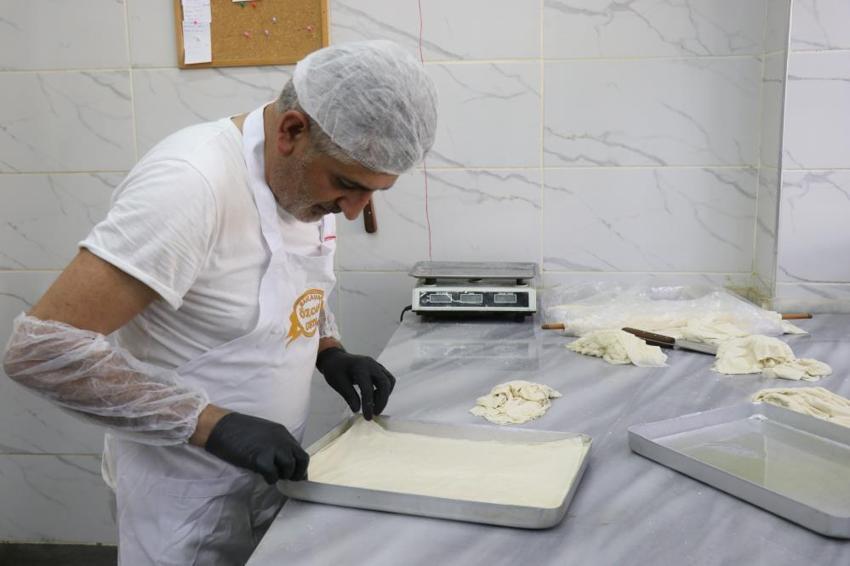 Baklava alacaklar dikkat! İşin uzmanı uyardı: Bayramınız zehir olmasın