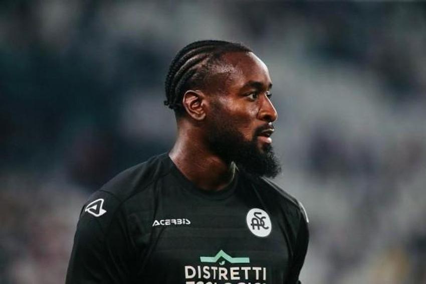 Okan Buruk'un forvet sorununu Yusuf Yazıcı çözdü! 'Hiç düşünme Galatasaray'a imza at'