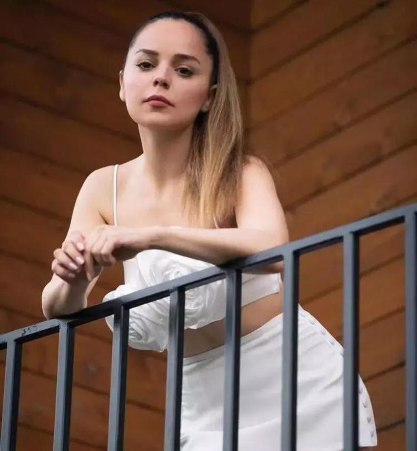 Pelin Ermiş'ten sevgilisiyle aşk dolu kareler!