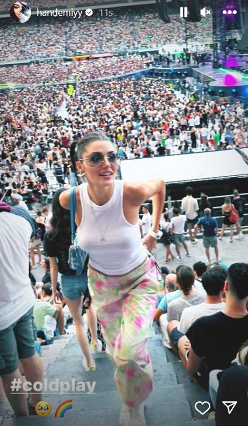 Hande Erçel ve Hakan Sabancı ilk kez birlikte paylaşım yaptı!