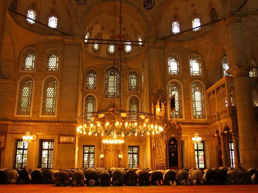 Bayram namazı saat kaçta 2023? İl il bayram namazı saati belli oldu! İşte 2023 Kurban Bayramı namaz saatleri…