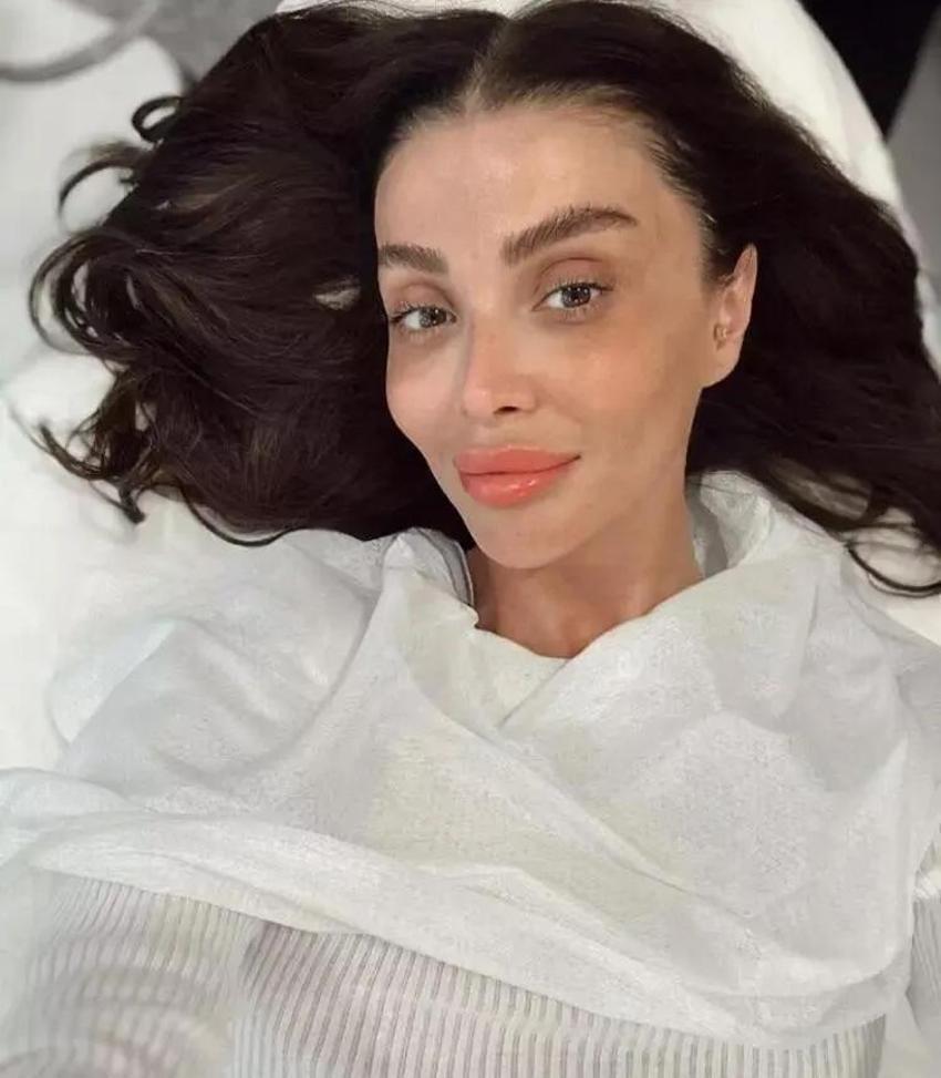 Özge Ulusoy plajda şov yaptı!