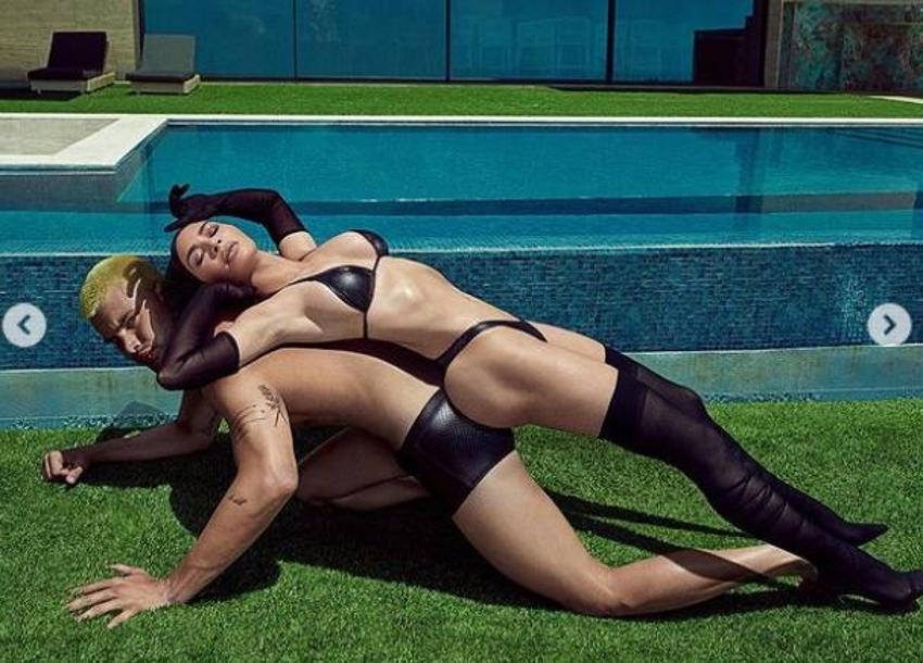 Kim Kardashian fotoğraf çekiminde sınırları zorladı!