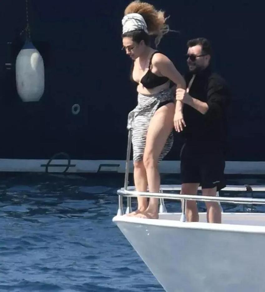 Dilan Çıtak Tatlıses ve Levent Dörter'in Bodrum keyfi!