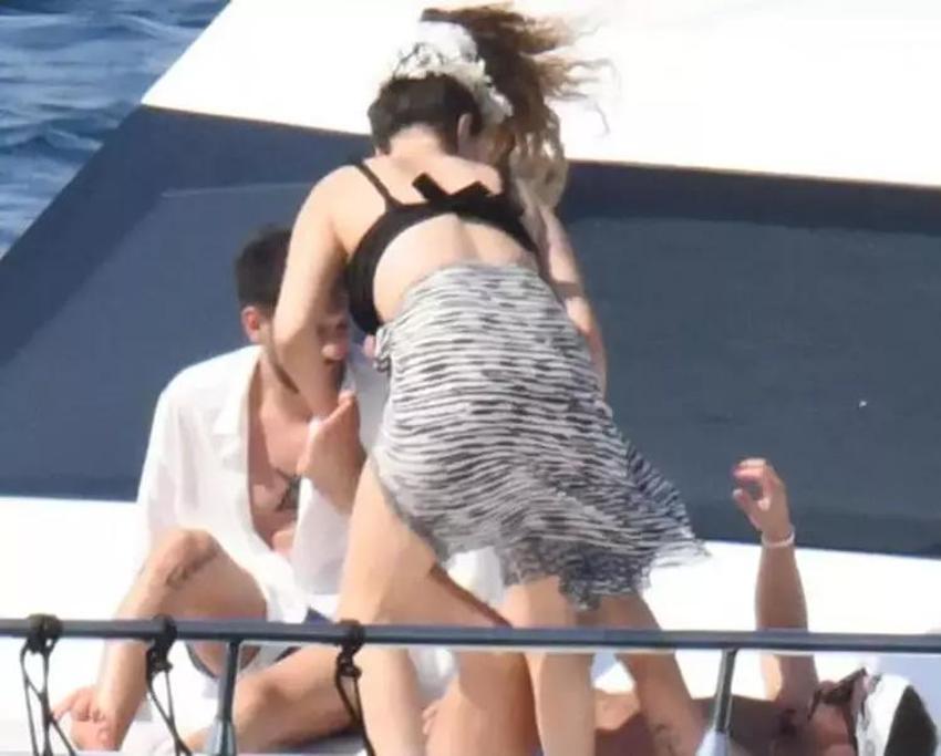 Dilan Çıtak Tatlıses ve Levent Dörter'in Bodrum keyfi!