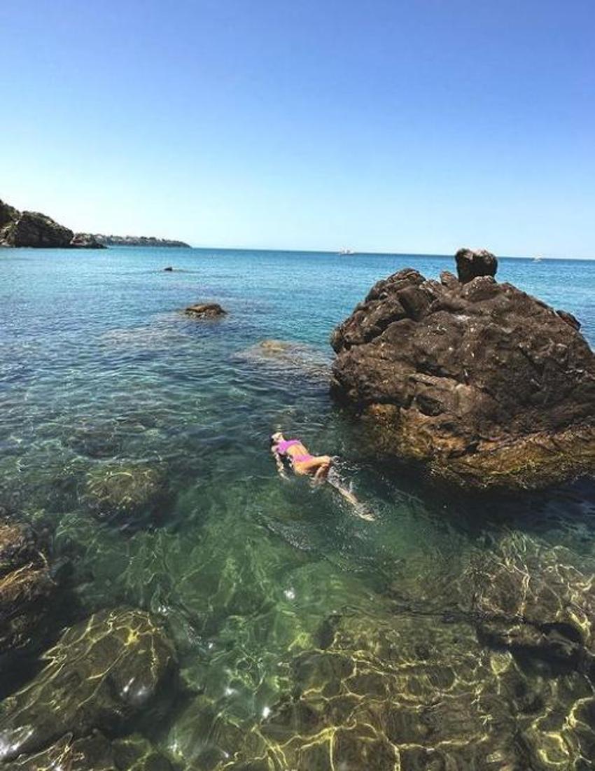 Hafsanur Sancaktutan tatil pozlarıyla yıktı geçti! Kerem Bürsin'den yorum geldi