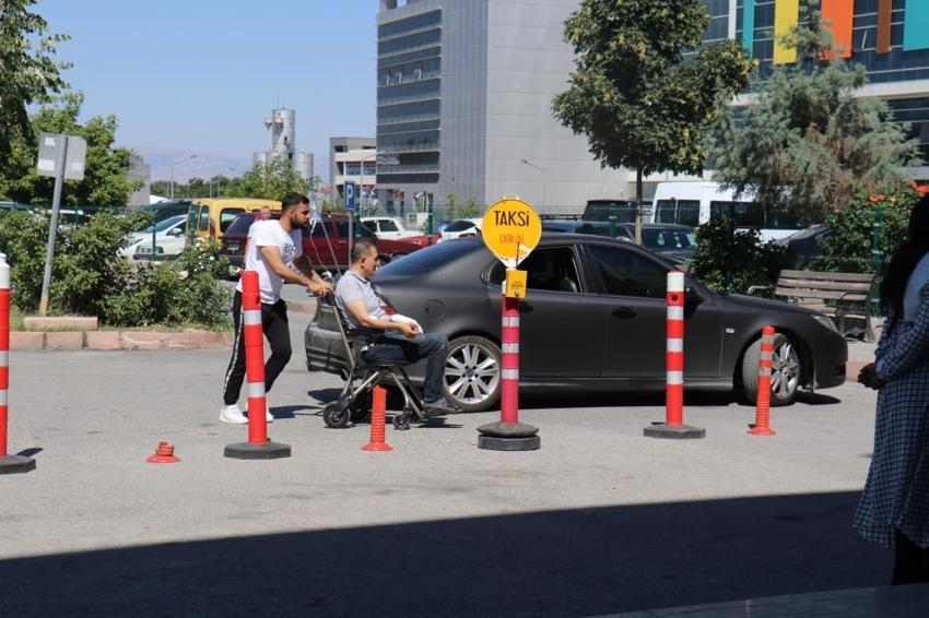 Kurban Bayramı'nda bu sene de manzara değişmedi! Acemi kasaplar hastanelik oldu