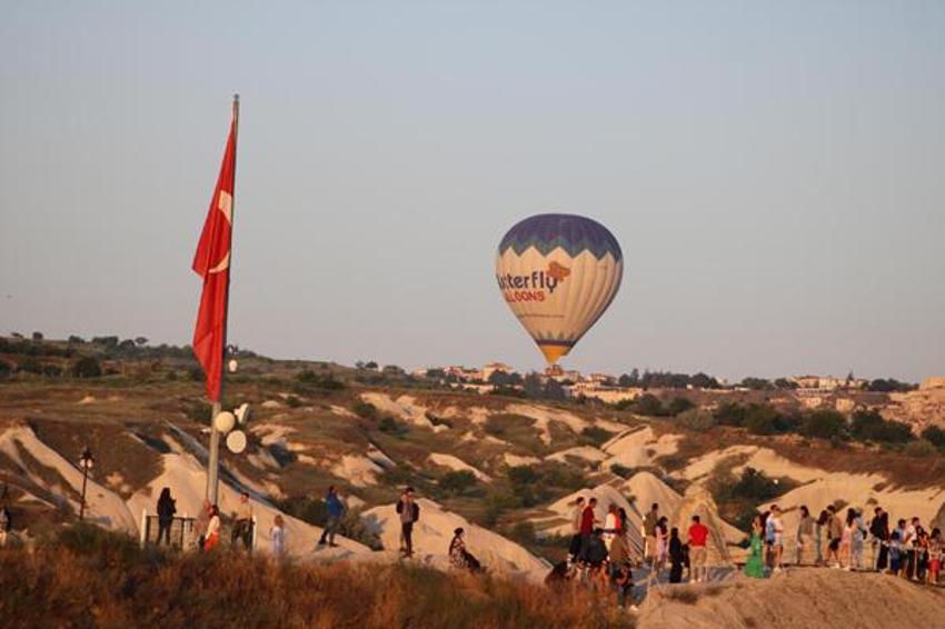 Kapadokya'da 1 saatlik balon turu 100 eurodan başlıyor