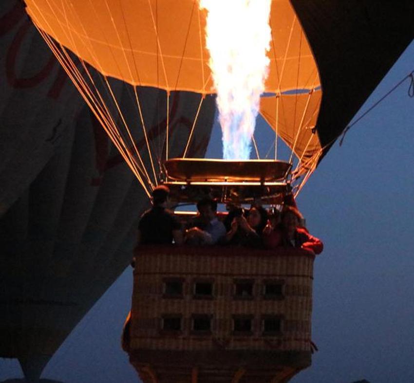 Kapadokya'da 1 saatlik balon turu 100 eurodan başlıyor