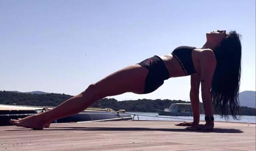 Arka Sıradakiler'in Özge'si Sevda Dalgıç dikkat çekti! Fit haliyle beğeni topladı