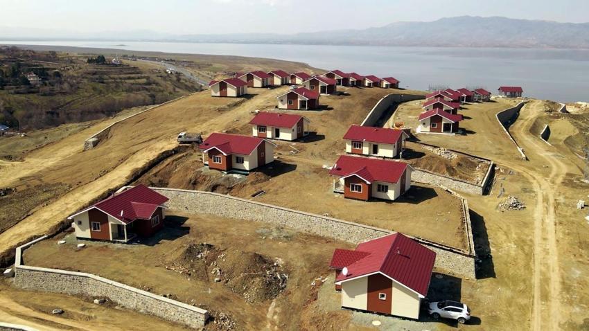TOKİ yeni fırsatı duyurdu: 28 şehirde yüzlerce arsa satışa çıkıyor!