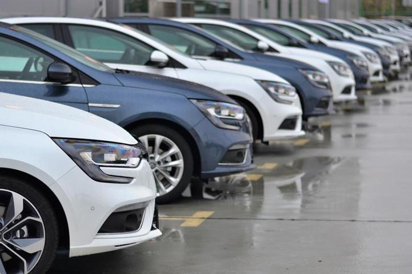 Araba fiyatlarında her şeyi tersine çevirecek karar! Dikkat çeken ‘plaka’ ve ‘vergi’ detayı
