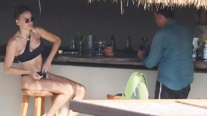 Serenay Sarıkaya gizemli arkadaşıyla Bodrum'da! Güneşi beraber batırdılar